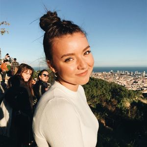 Meet your Posher, Casey